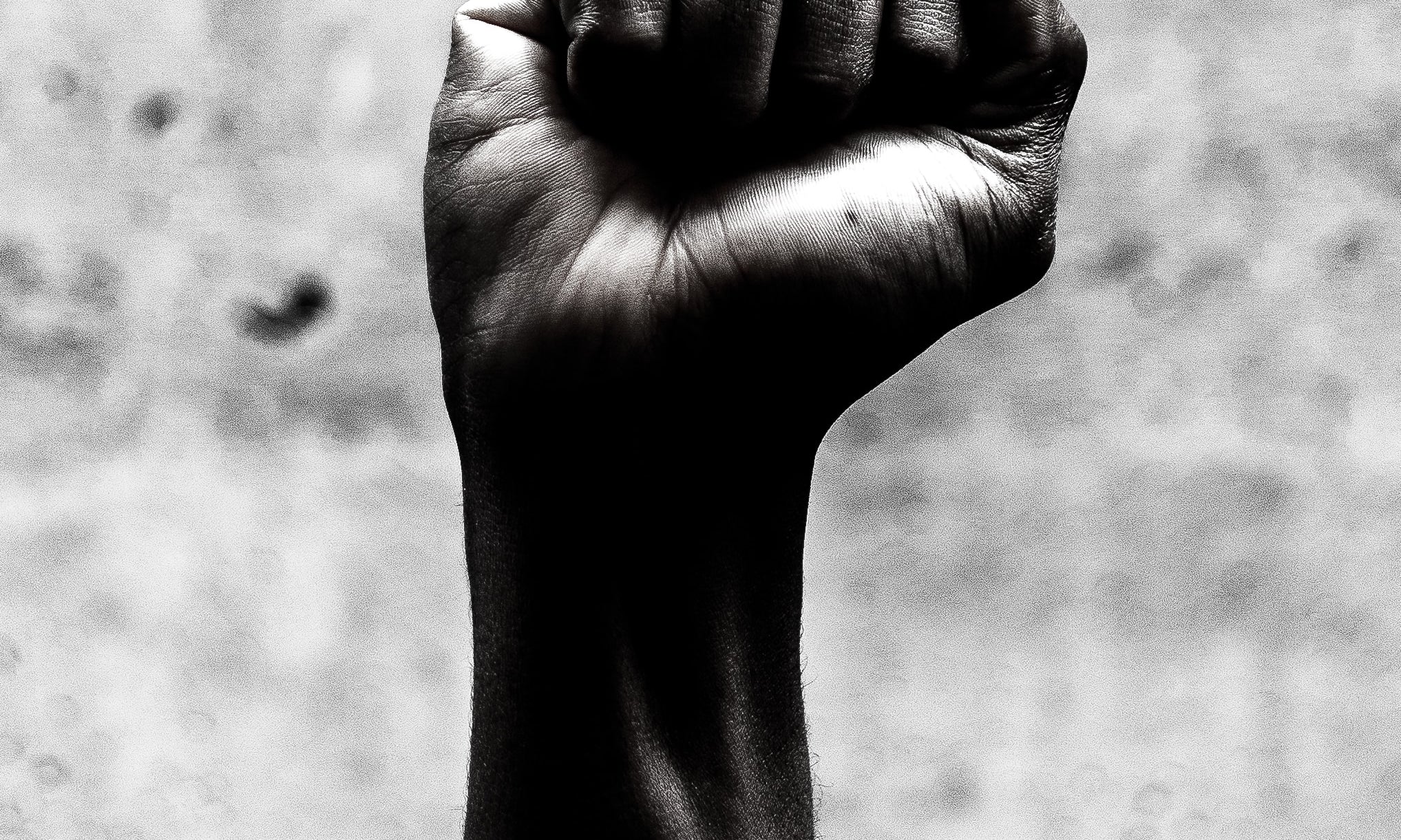 Point levé, symbole des Panafricains - Kamit Warrior